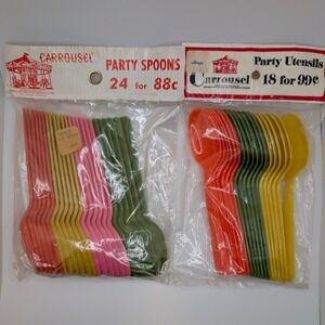 VTG Carrousel Party Spoons – Bold Retro Colors – Sealed Packs – 1960s–70s- 42ct